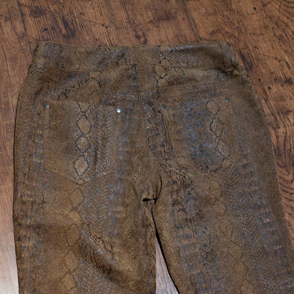 2 for $40 Chico's "Snakeskin" pants - Picture 6 of 6